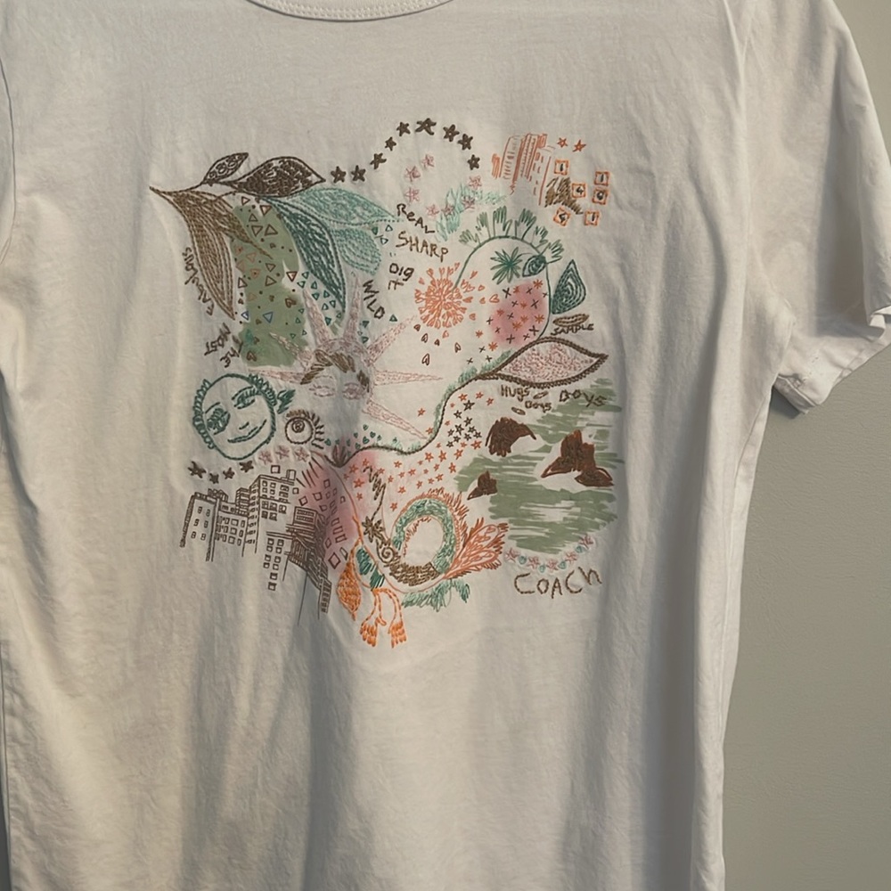 Coach Tshirt - Picture 3 of 5